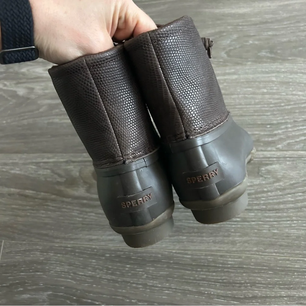 Sperry Saltwater Duck Boots Brown Size 6.5 NEW